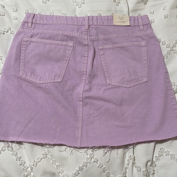 Jean Skirt - Picture 2 of 3